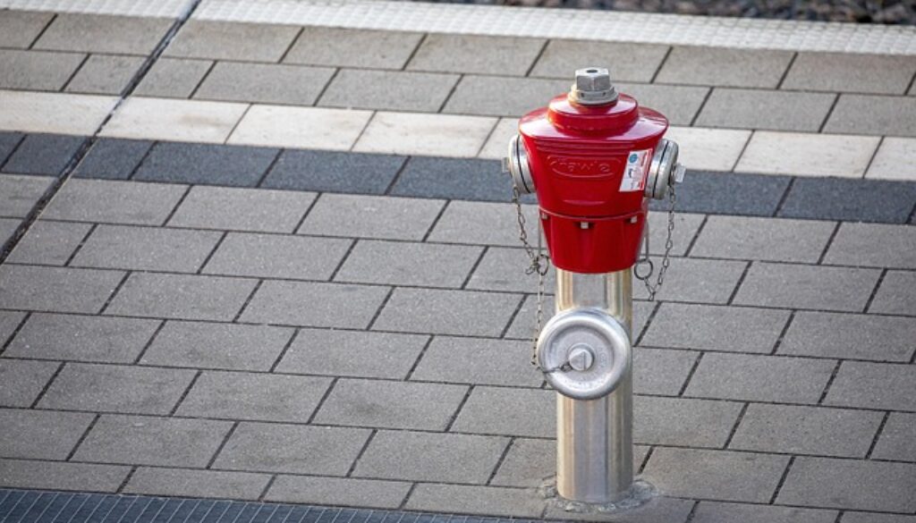fire-hydrant-6550190_640